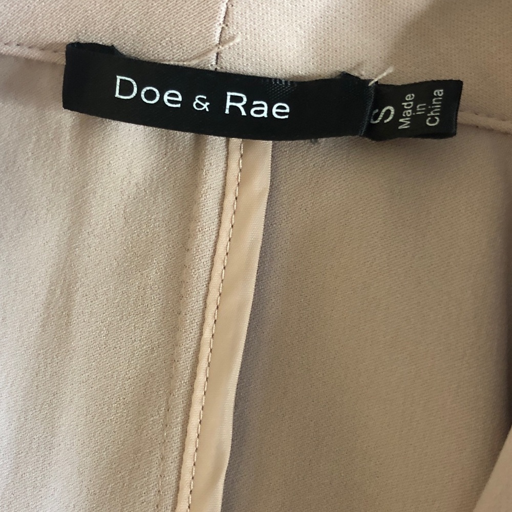 Doe & Rae Light Pink Blazer - Picture 6 of 6